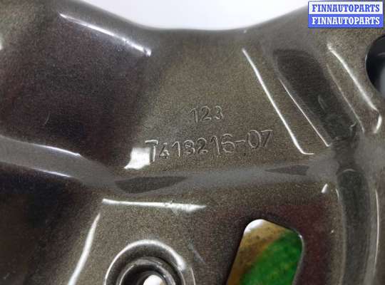 Кронштейн крепления крыла на BMW X5 (G05)