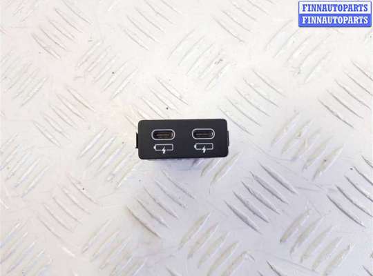 Разъем AUX / USB BM2661396 на BMW X5 G05