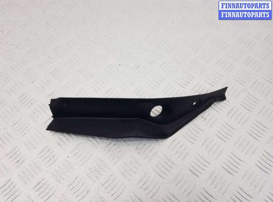 Водосток крышки багажника правый BM3590297 на BMW X3 G01