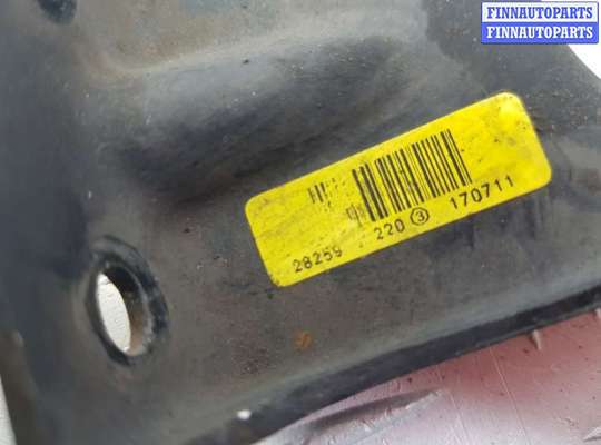 купить Кронштейн радиатора на KIA Stinger