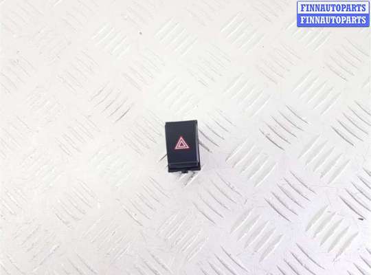 кнопка аварийной сигнализации LXR8742 на Lexus NX AZ20