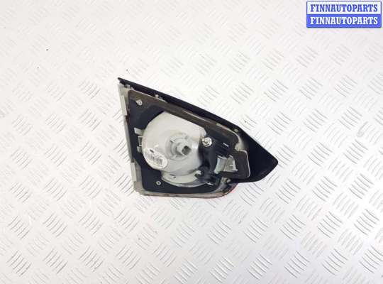 купить Фонарь крышки багажника правый на Ford Kuga