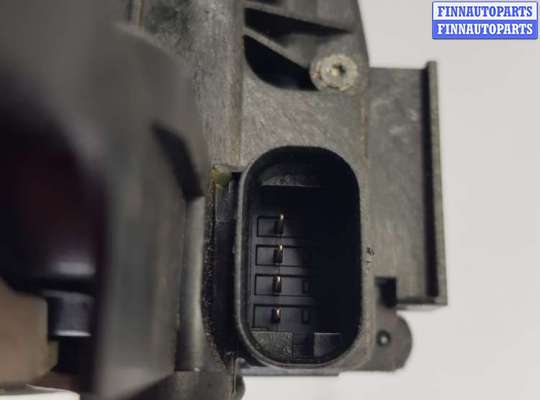 купить Замок двери передней правой на Mercedes C W205