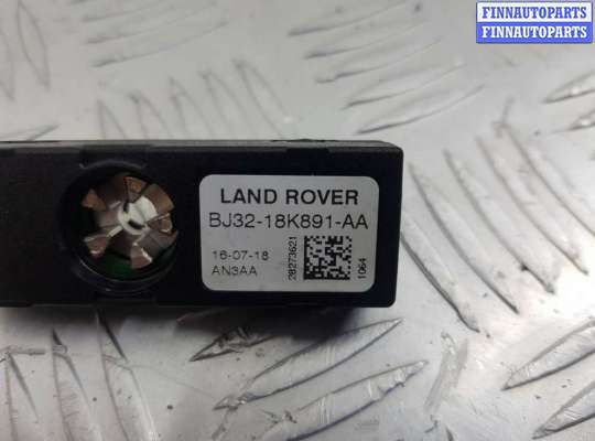 купить Усилитель антенны на Land-Rover Range Rover Velar
