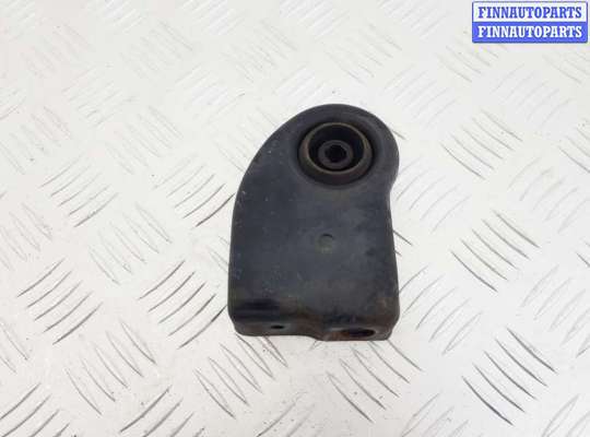 купить Кронштейн радиатора на KIA Stinger