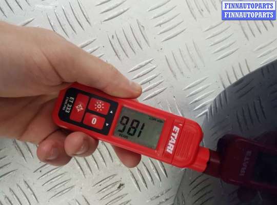 купить Дверь передняя правая на Dodge Challenger