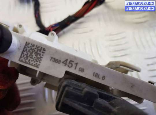 купить Замок двери передней правой на BMW 7 G11/G12