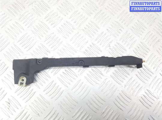 Пластик моторного отсека BM1768829 на BMW 5 G30/G31