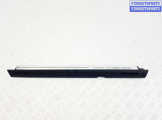 купить Шторка двери на BMW X5 G05