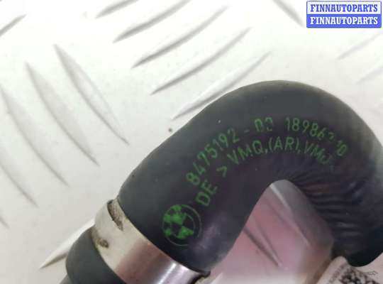 купить Патрубок радиатора на BMW X7 G07