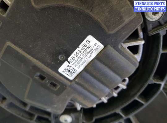 Панель передняя (телевизор) на Porsche Macan I (95B)