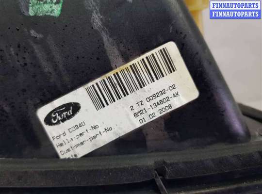 купить Фонарь крышки багажника правый на Ford S-Max