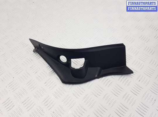 Водосток крышки багажника левый BM3590298 на BMW X4 G02