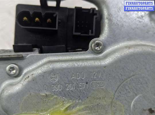 Моторчик стеклоочистителя на Range Rover III (LM, L322)