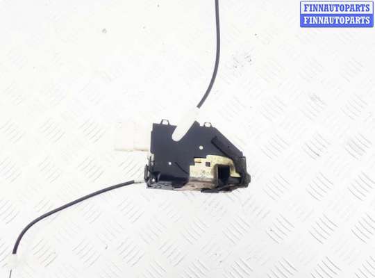 Замок боковой двери на Peugeot 407