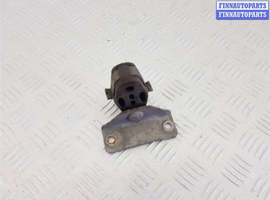 купить Кронштейн глушителя на BMW X4 F26