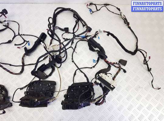 купить Замок двери передней левой на BMW 7 G11/G12