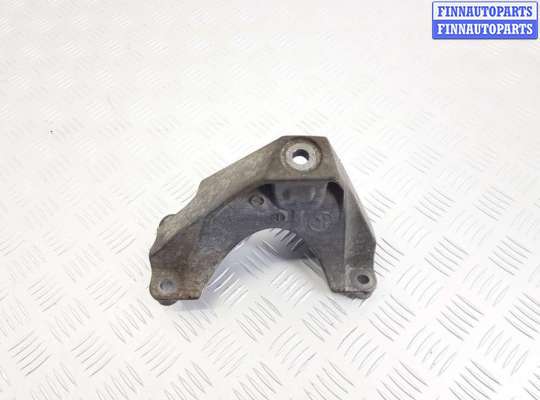 купить кронштейн двигателя на BMW X5 G05