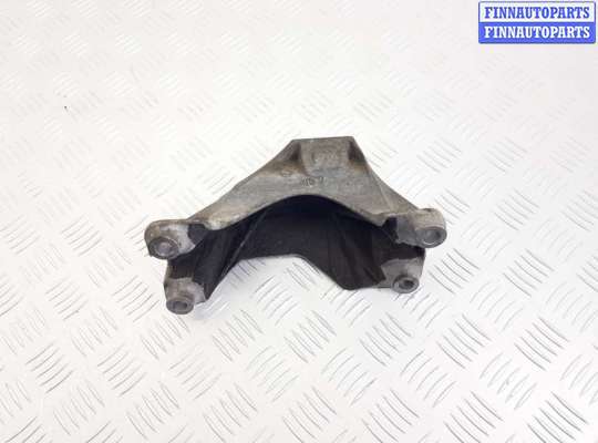 купить кронштейн двигателя на BMW X5 G05