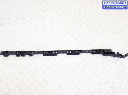 Кронштейн крепления порога PR22526 на Porsche Macan