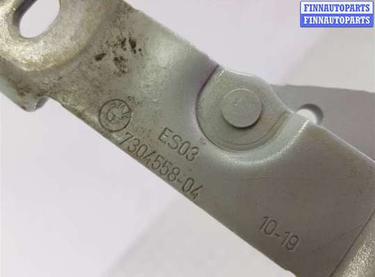 Петля крышки багажника на BMW 2 (F22/F23)