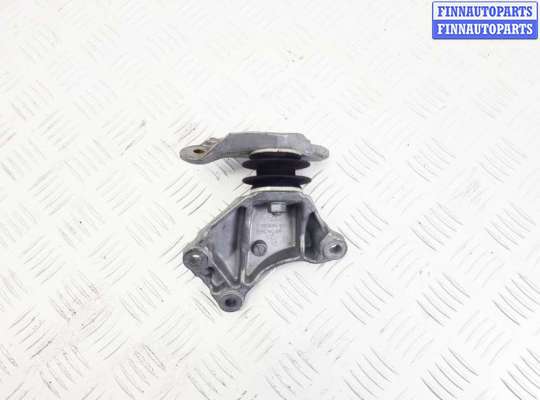 купить кронштейн кпп на BMW X5 G05