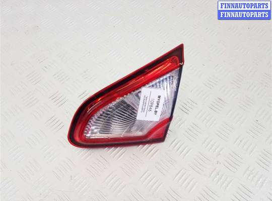 Фонарь крышки багажника на Nissan Qashqai I (J10)