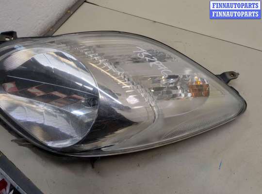 купить Фара (передняя) на Toyota Yaris 2005-2011