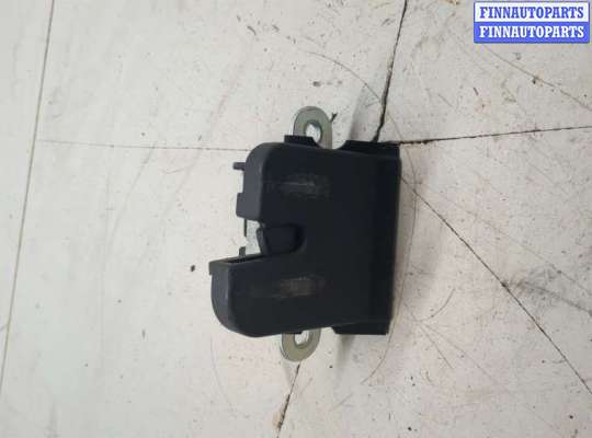 Замок багажника на Volkswagen Polo Mk5 (6R/6C)
