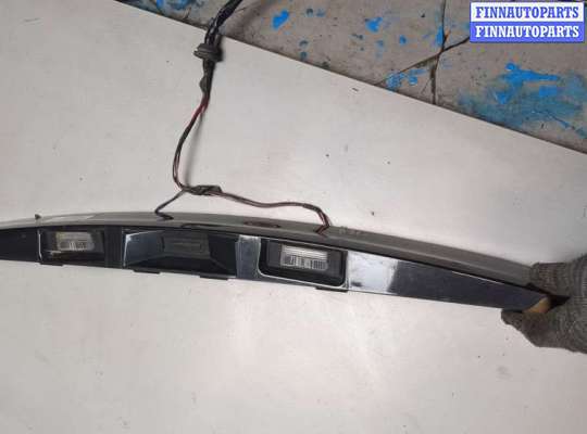 Планка подсветки номера на Nissan Qashqai I (J10)
