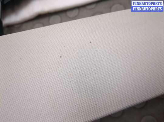 купить Обшивка крышки (двери) багажника на Mercedes B W245 2005-2011