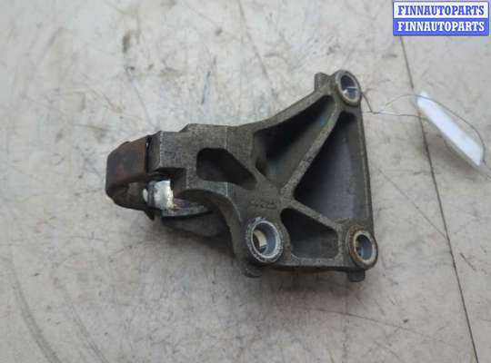 купить Кронштейн полуоси на Opel Vivaro 2014-2019