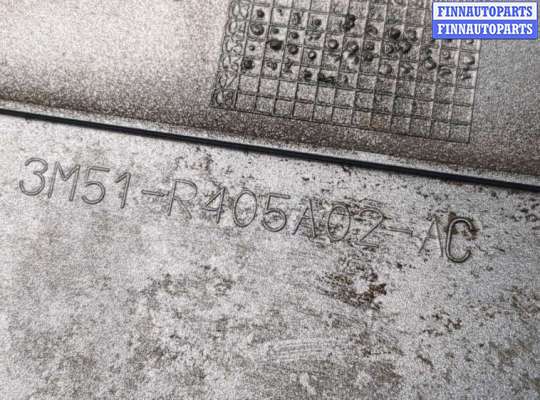 купить Лючок бензобака на Ford C-Max 2002-2010