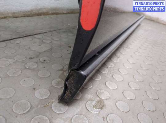 Замок боковой двери на Volvo S60 I | V70 II (P2)