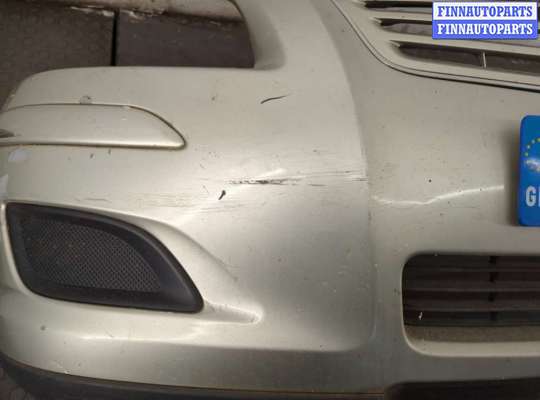 Бампер передний на Toyota Avensis II (T250)