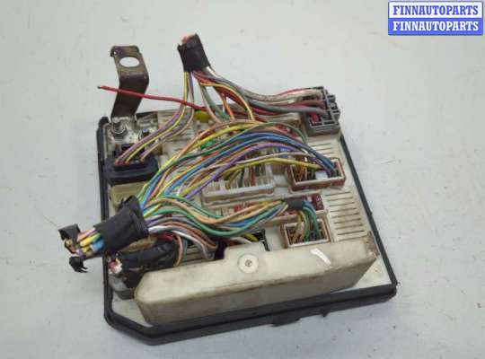 купить Блок предохранителей на Renault Scenic 2003-2009