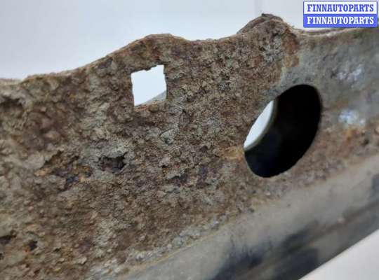 купить Балка под радиатор на Nissan Note E11 2005-2013