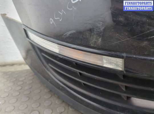 Бампер передний на Volkswagen Passat B6 (3C)