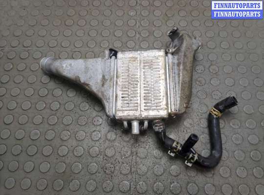 Купить Радиатор интеркулера на Toyota C-HR 2016-2023 Радиатор интеркулера TT932253 на Toyota C-HR 2016-2023