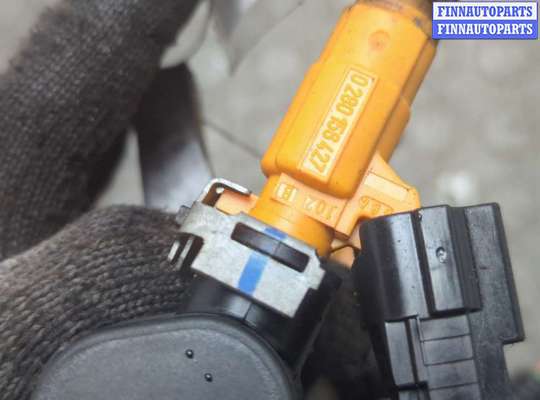 Форсунка топливная на Peugeot 207