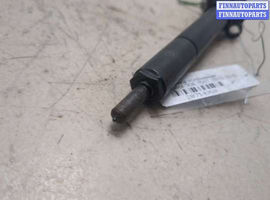 Форсунка топливная на Peugeot 308 I (T7)