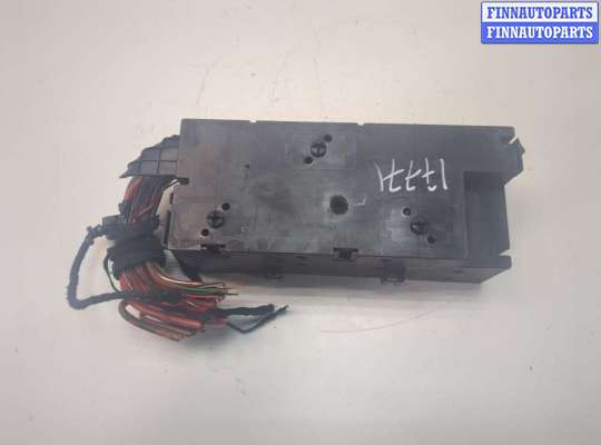 купить Блок предохранителей на Volkswagen Phaeton 2002-2010