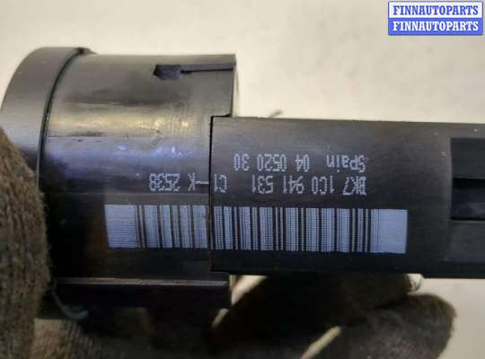 Переключатель света на Volkswagen Passat B5 (3B)