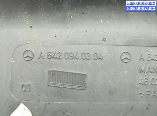 Корпус воздушного фильтра на Mercedes-Benz ML (W164)