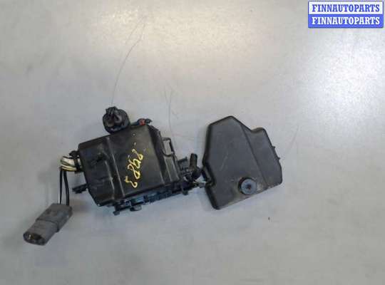 Блок предохранителей MZ353005 на Mazda 2 2003-2008