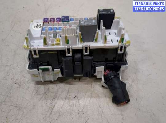 купить Блок предохранителей на Opel Insignia 2017-2022