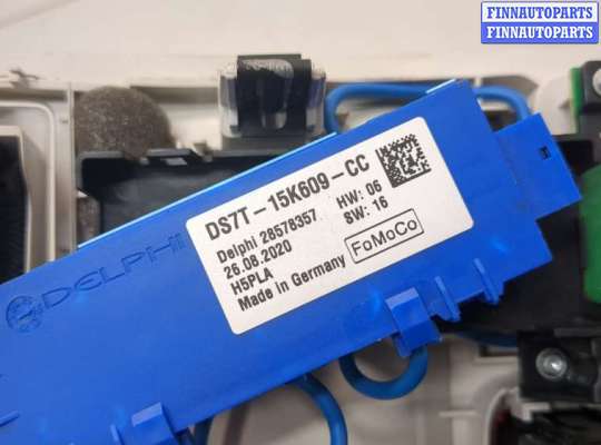 купить Фонарь салона (плафон) на Ford Kuga 2019-2024