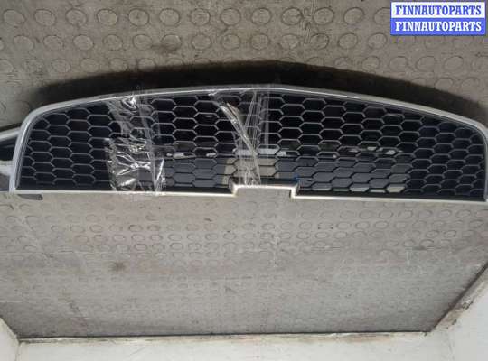 купить Решетка радиатора на Chevrolet Cruze 2009-2015