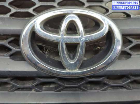 купить Решетка радиатора на Toyota RAV 4 2000-2005