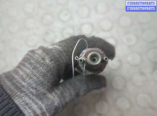 купить Форсунка топливная на Volkswagen Transporter 4 1991-2003